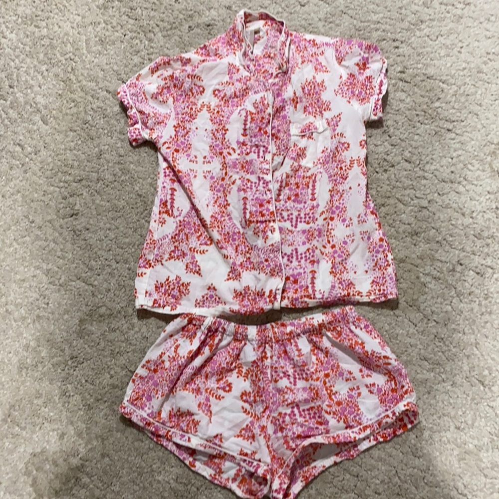 Plum Pretty sugar size XS floral pj set VGUC